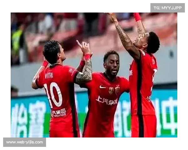 上海海港1-0客胜大连英博，实现中超三连冠