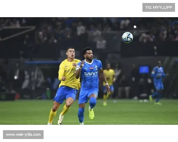 亚冠联赛淘汰赛：利雅得新月3-0蔚山现代，亚洲豪门强势